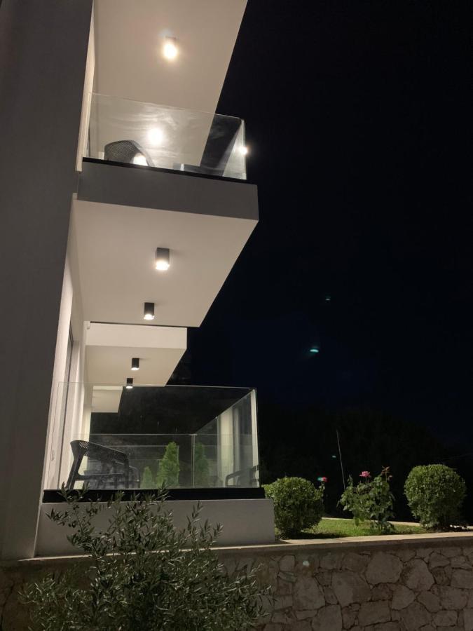 Hotel Platon Саранда Экстерьер фото